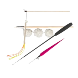 Cañas de juguetes para gatos – varitas interactivas con pelotas, cuerdas y plumas para jugar con tu gato.