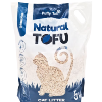 pack frontal del producto Puffy Tail Arena De Tofu Té Verde 1.5mm Gato