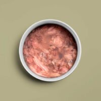 contenido abierto de la lata amanova atún y sardinas