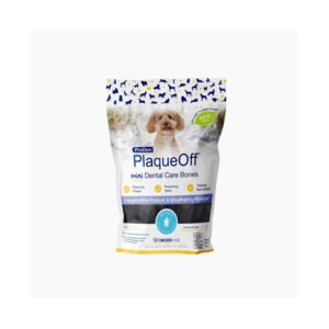 Bolsa de PlaqueOff Mini Bones Arándanos Salud Oral Perro con perro pequeño en portada