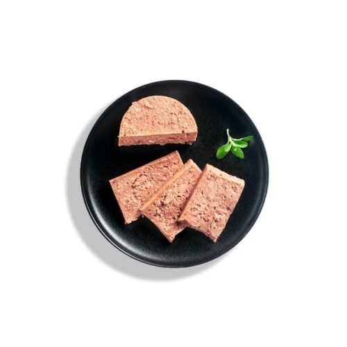 Leonardo Kitten Rico en Ave (Latas)